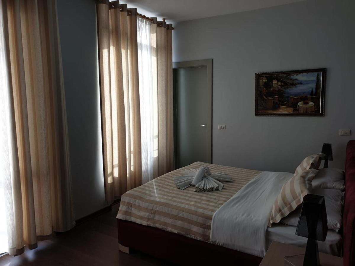 Perandor Beach Durres Ngoại thất bức ảnh
